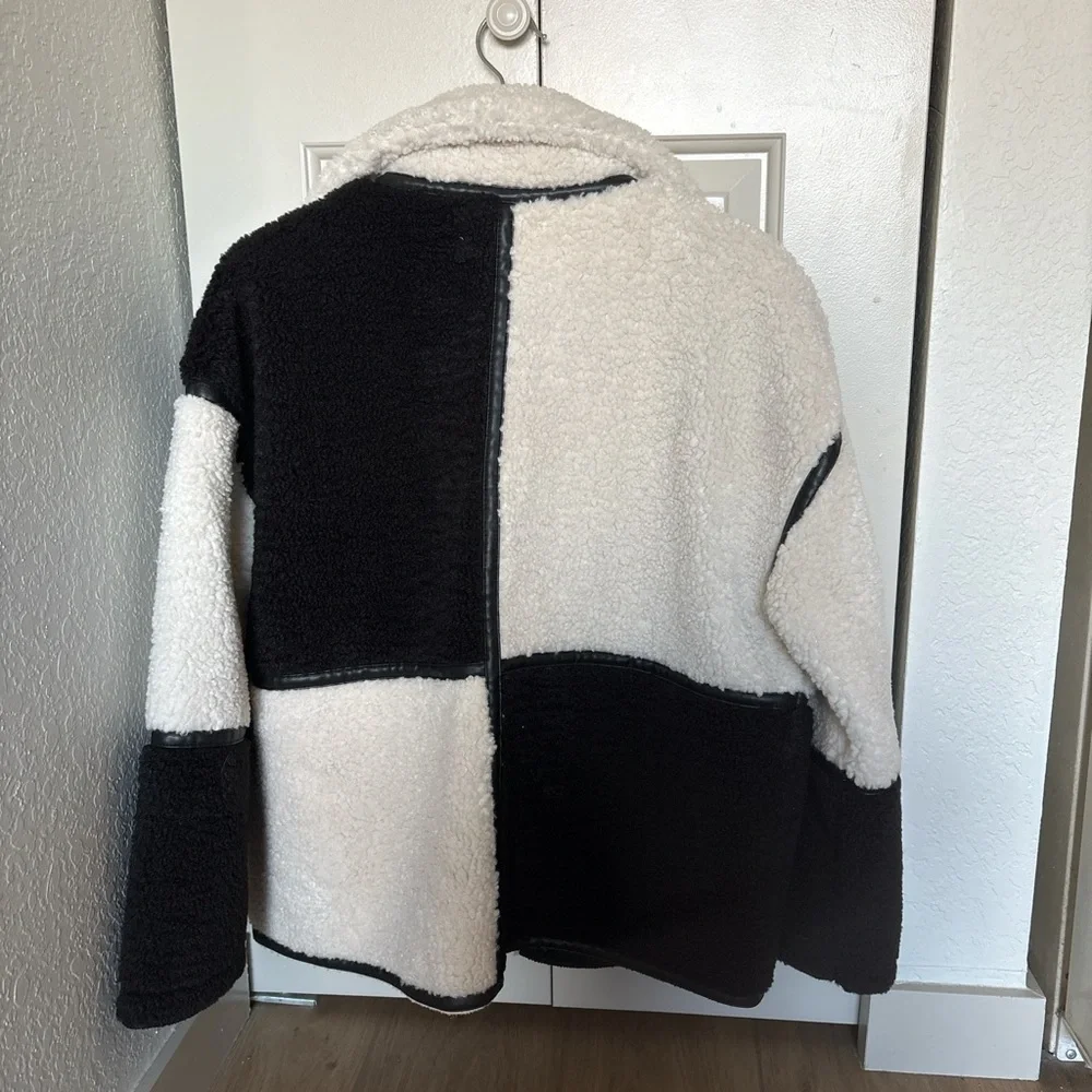 Color Block Jacket - Picture 5 of 8